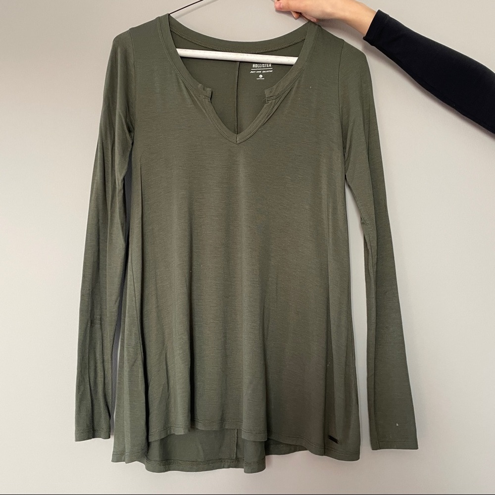 Hollister green long sleeve size XXS